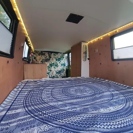 Campsite Urokliwy Kamper Na Kempingu Jastarnia